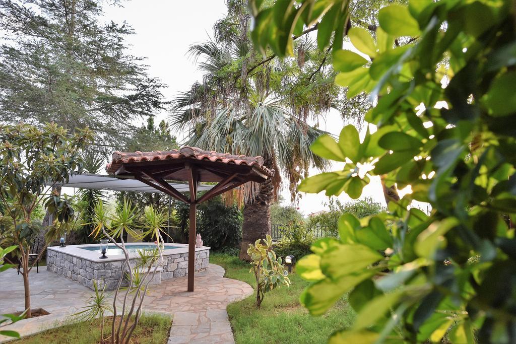 Villa Onar A Stone House With Amazing View Stoúpa Dış mekan fotoğraf