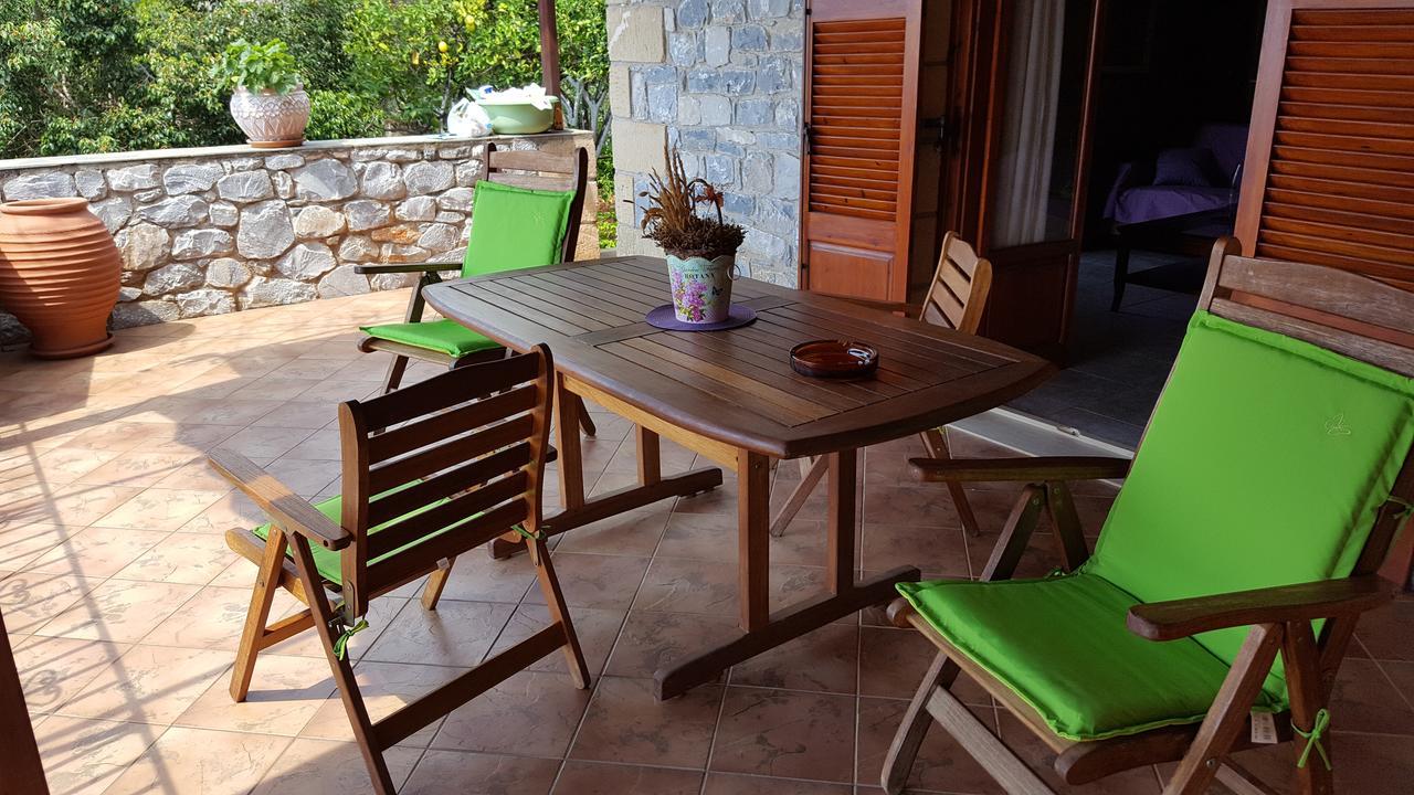 Villa Onar A Stone House With Amazing View Stoúpa Dış mekan fotoğraf